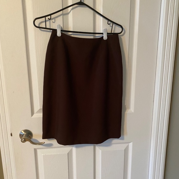 2 DRESS SUITS - Picture 6 of 13